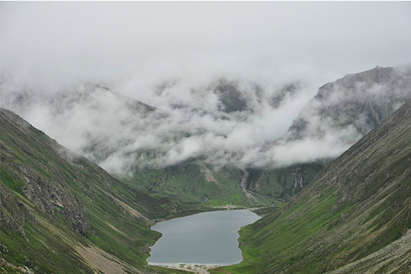夢(mèng)境奢華，布宮，林芝，巴松措，魯朗林海，波密，然烏湖，大峽谷，朗縣 ，拉姆拉錯(cuò)，澤當(dāng)，羊湖，滿拉水庫(kù)，珠峰大本營(yíng)，納木措扎營(yíng)12晚13日游