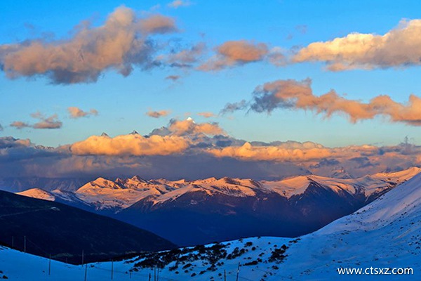 西藏跟團(tuán)游要多少錢