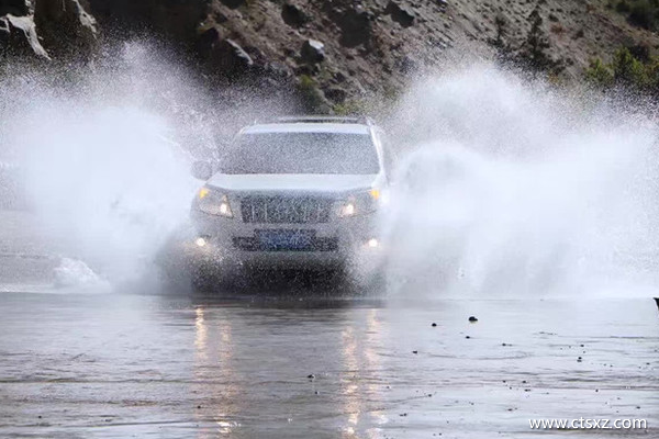 西藏租車多少錢一天